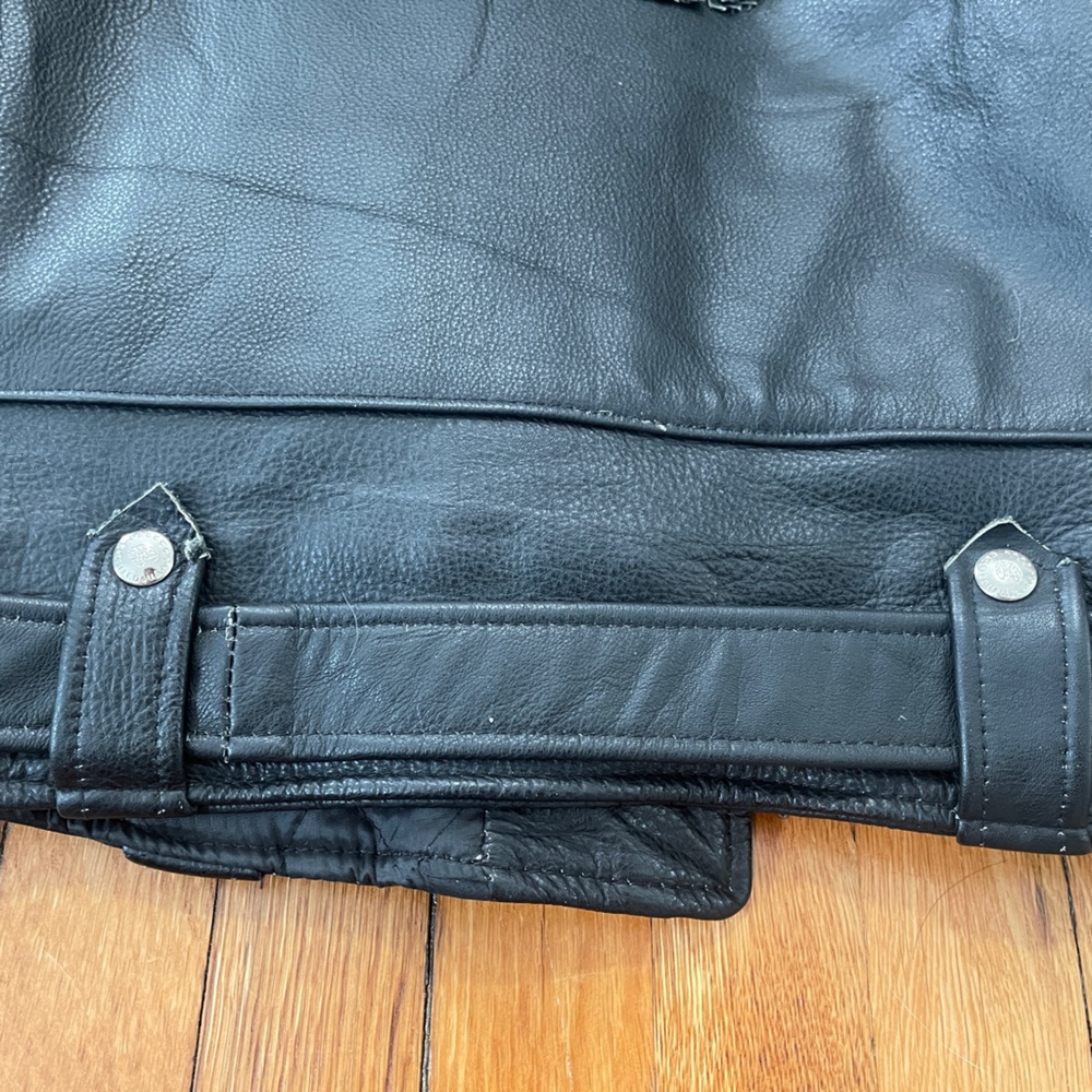 Vintage biker fringe black leather moto jacket - Picture 11 of 16